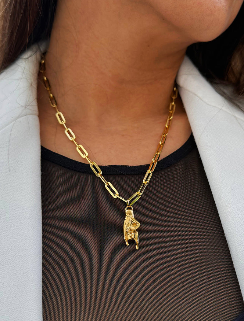 ITALIAN HAND Gold Pendant Link Chain Necklace