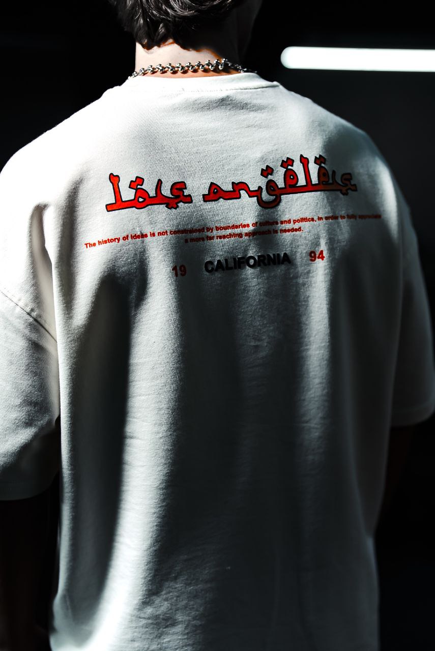 Los Angeles Arabic Script Graphic Cotton Tee