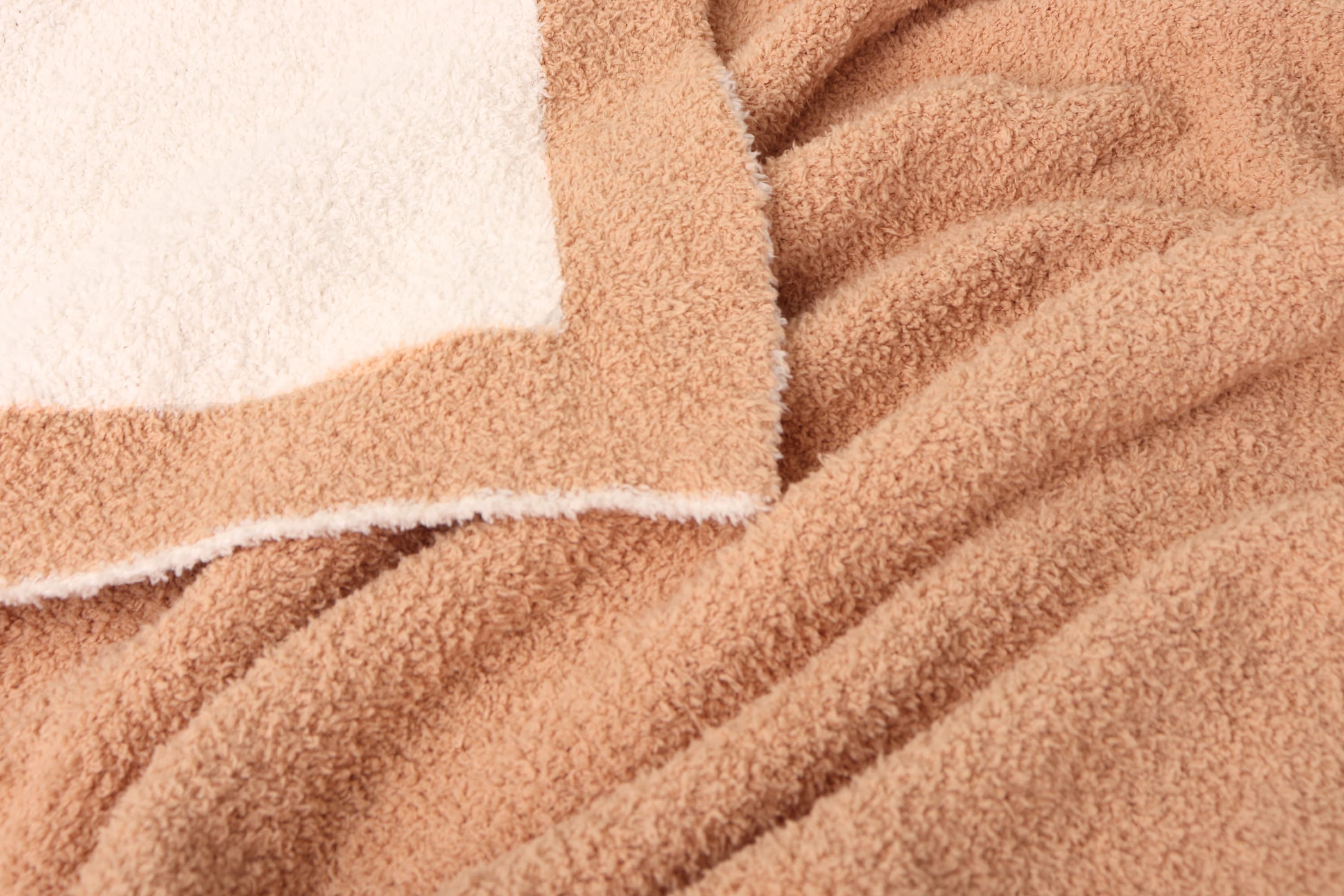 Cozy Stretch Throw Blanket