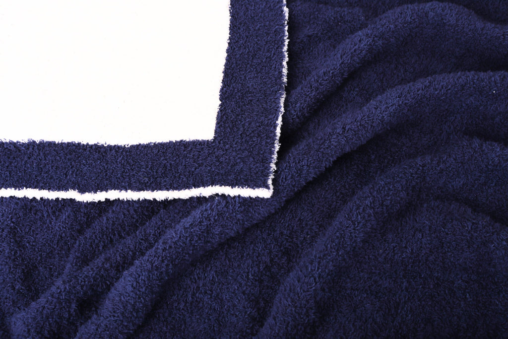 Cozy Stretch Throw Blanket