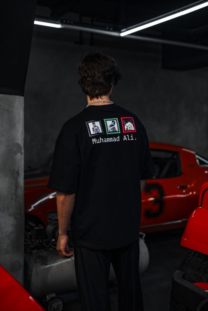 Muhammad Ali Oversized T-Shirt | Vintage Boxing Legend Graphic Tee