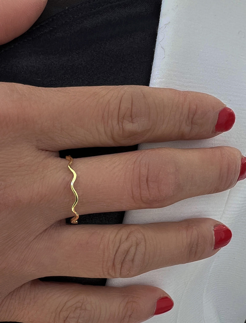 NOODLE Wavy Stacking Ring | 18K Gold Over Sterling Silver