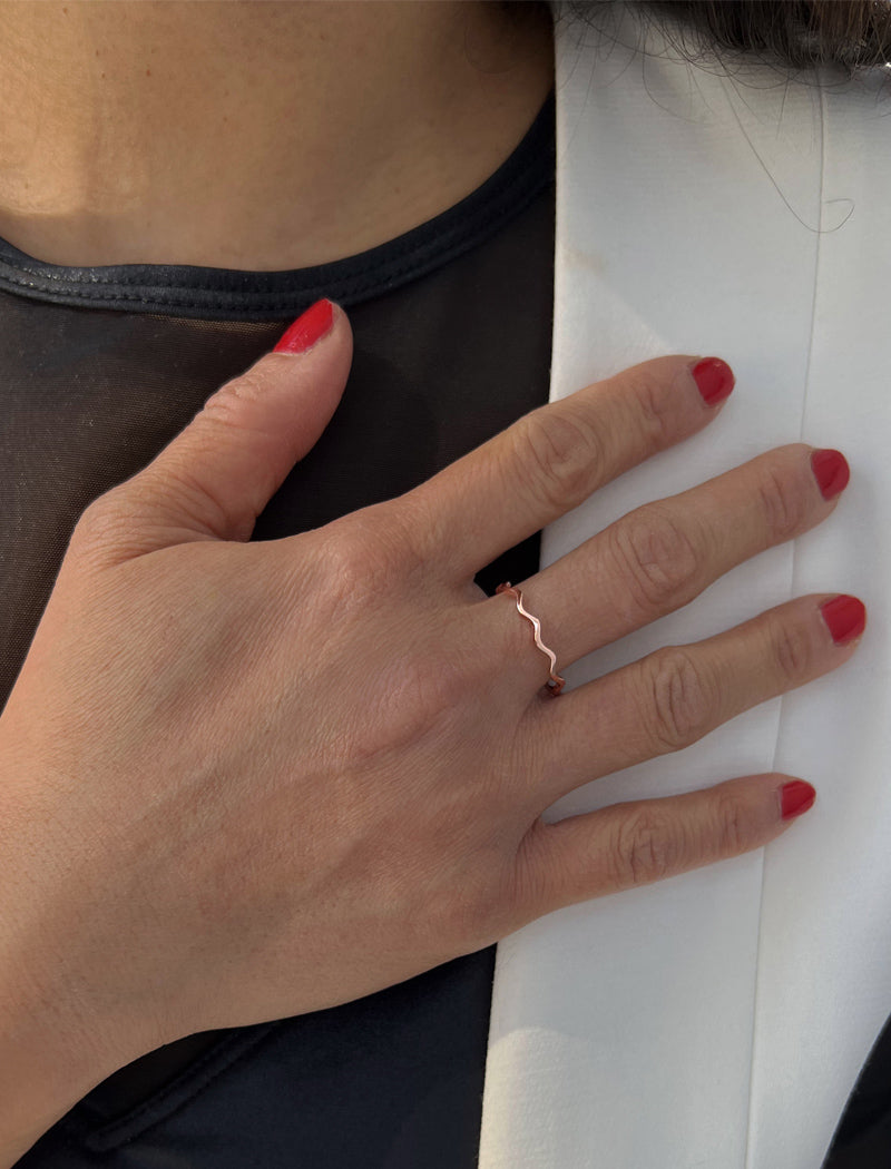 RAMEN NOODLE Thin Wavy Stacking Ring