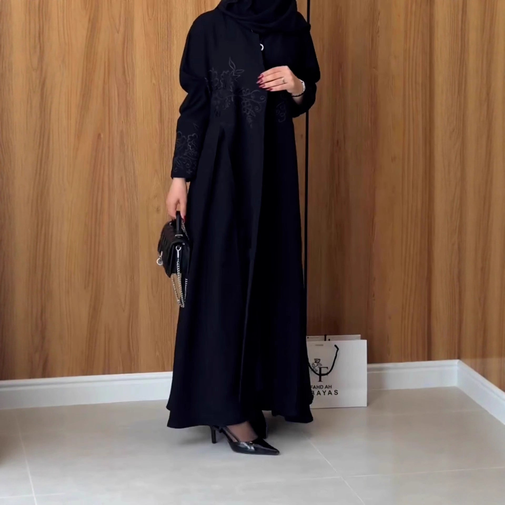 Arrival Designer Model Graceful Embroidery Mid Length Robe Trench Coat