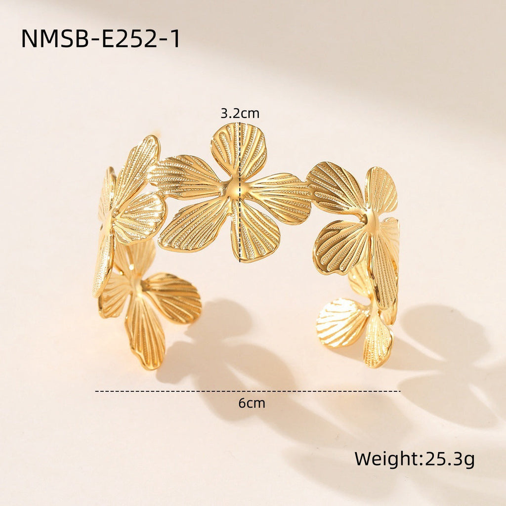 Floral 18K Titanium Steel Bracelet Exaggerated Personalized Stainless Steel Petals Bracelet Jewelry Women