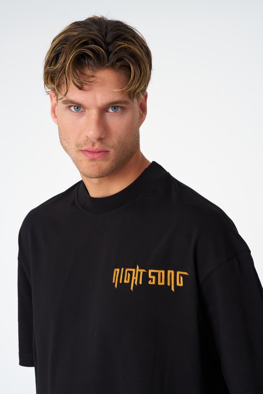Night Song Jellyfish Graphic Oversize Cotton Tee