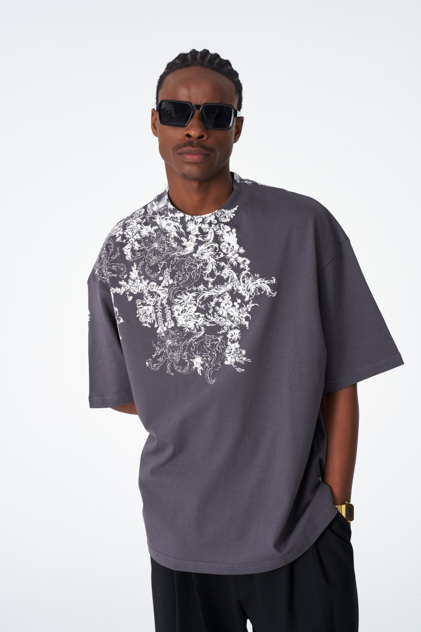 Oversize Cotton Tee / Ornate Baroque Style Graphic Print