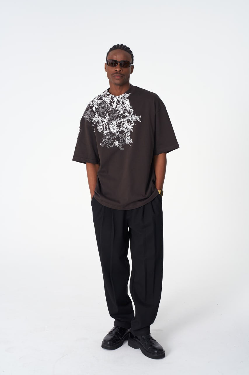 Oversize Cotton Tee / Ornate Baroque Style Graphic Print