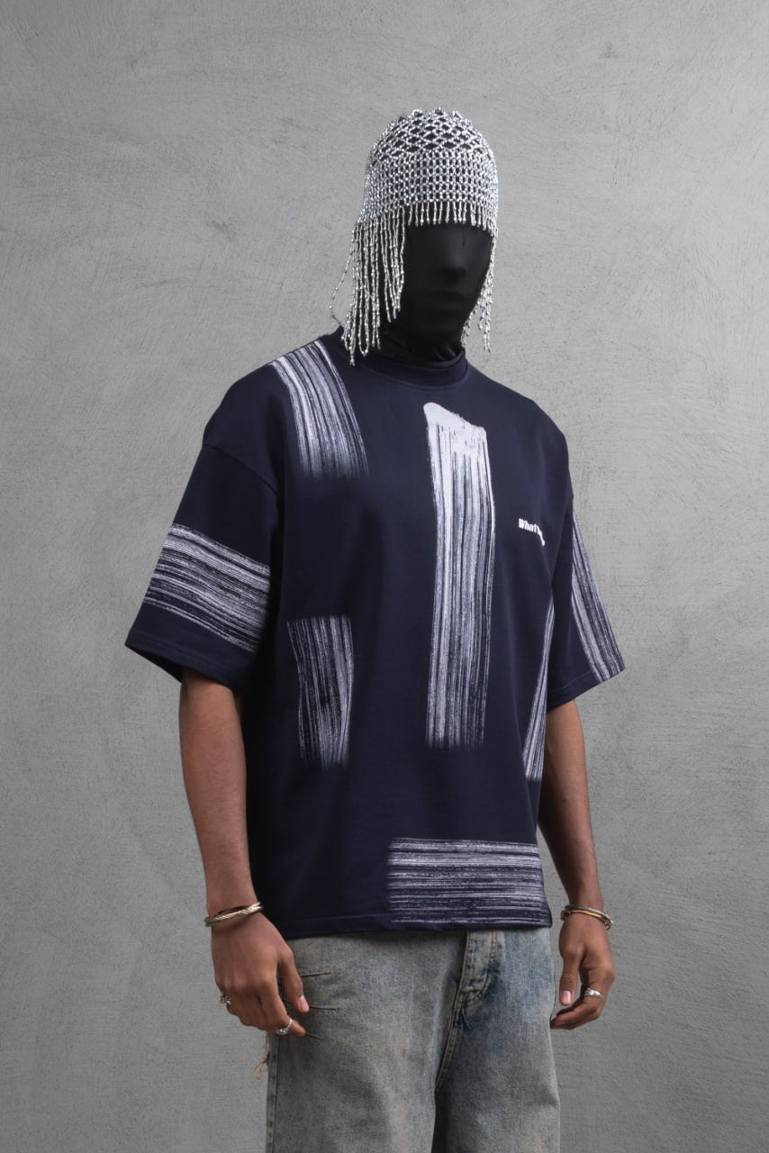 Oversize Graphic Cotton Tee - Abstract Vertical Stroke Print