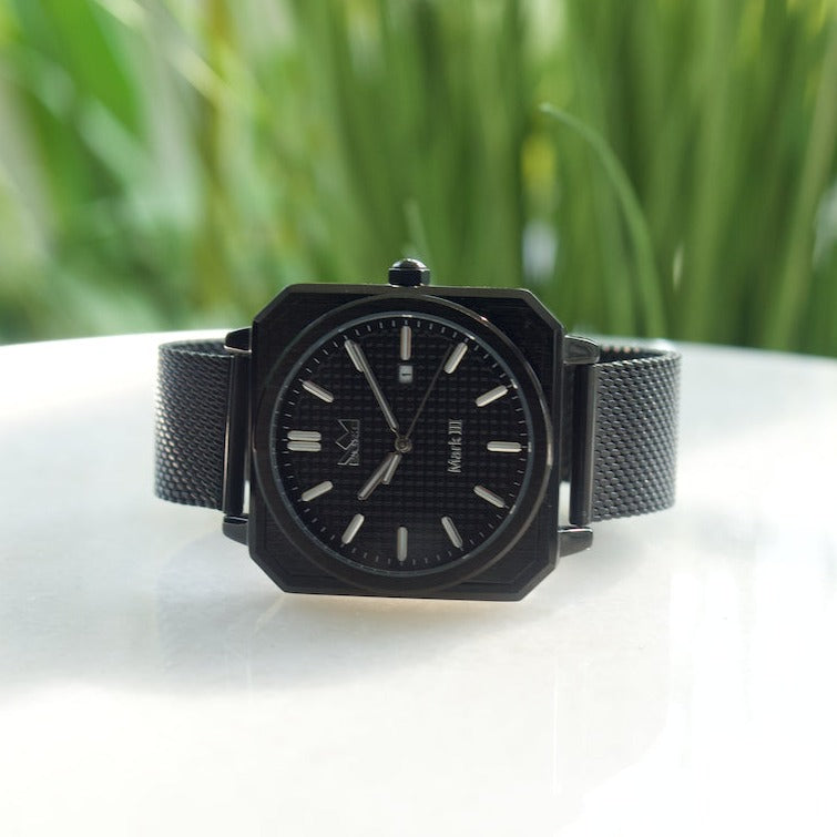 Enzo Mark III Black