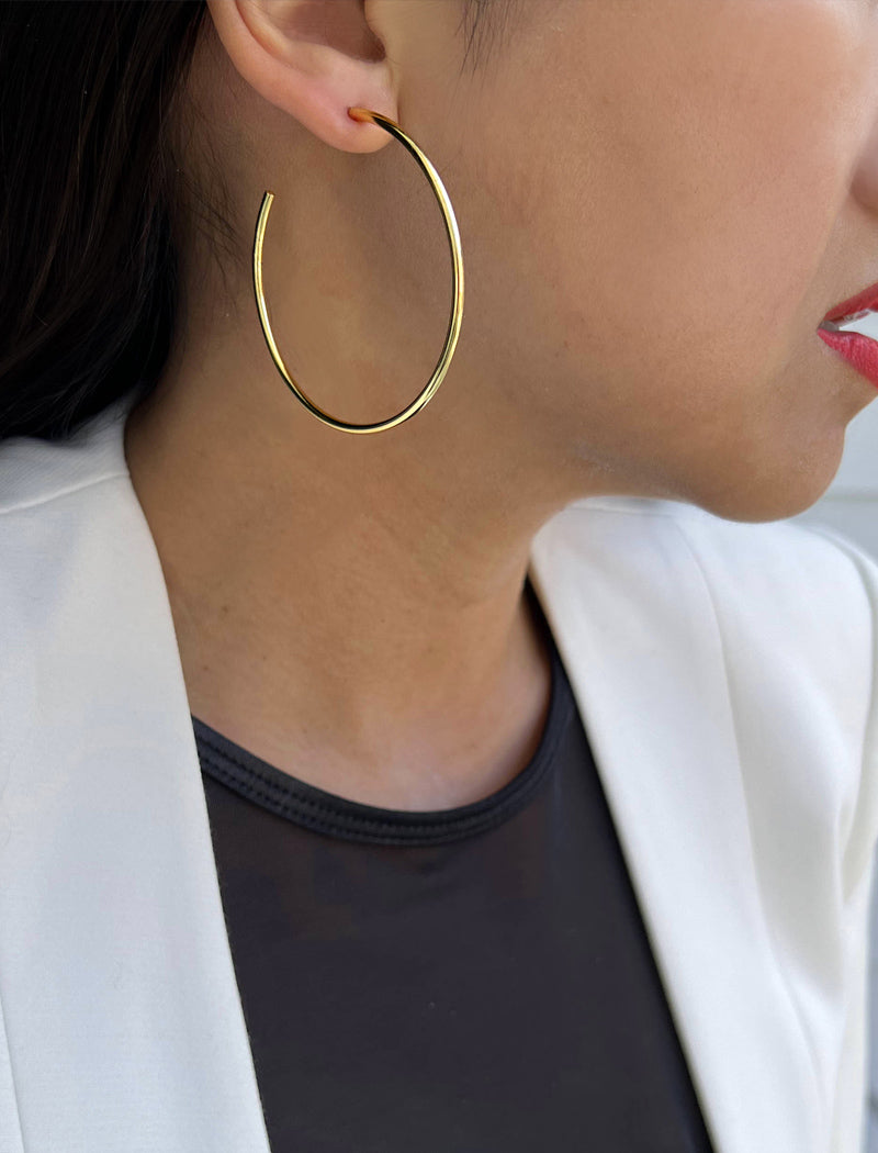 PERFECT HOOP EARRINGS IN 18K GOLD OVER STERLING SILVER