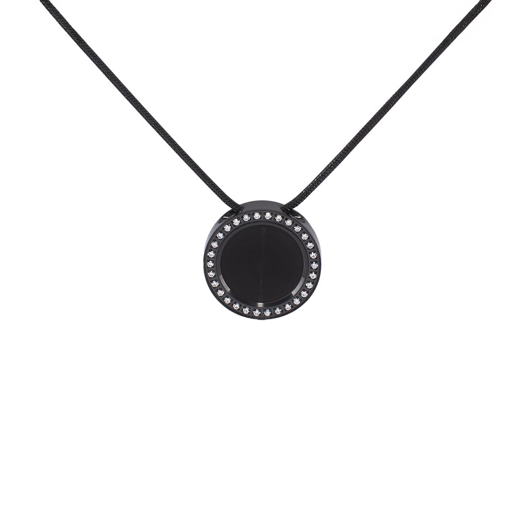 PT207B B.Tiff Black Pavé 30-Stone Halo Pendant Necklace