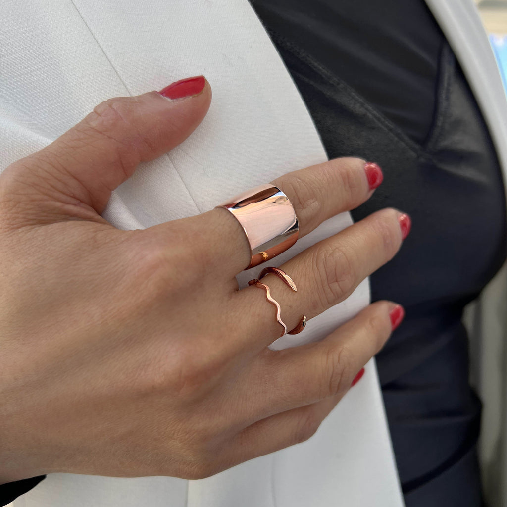 RAMEN NOODLE Thin Wavy Stacking Ring