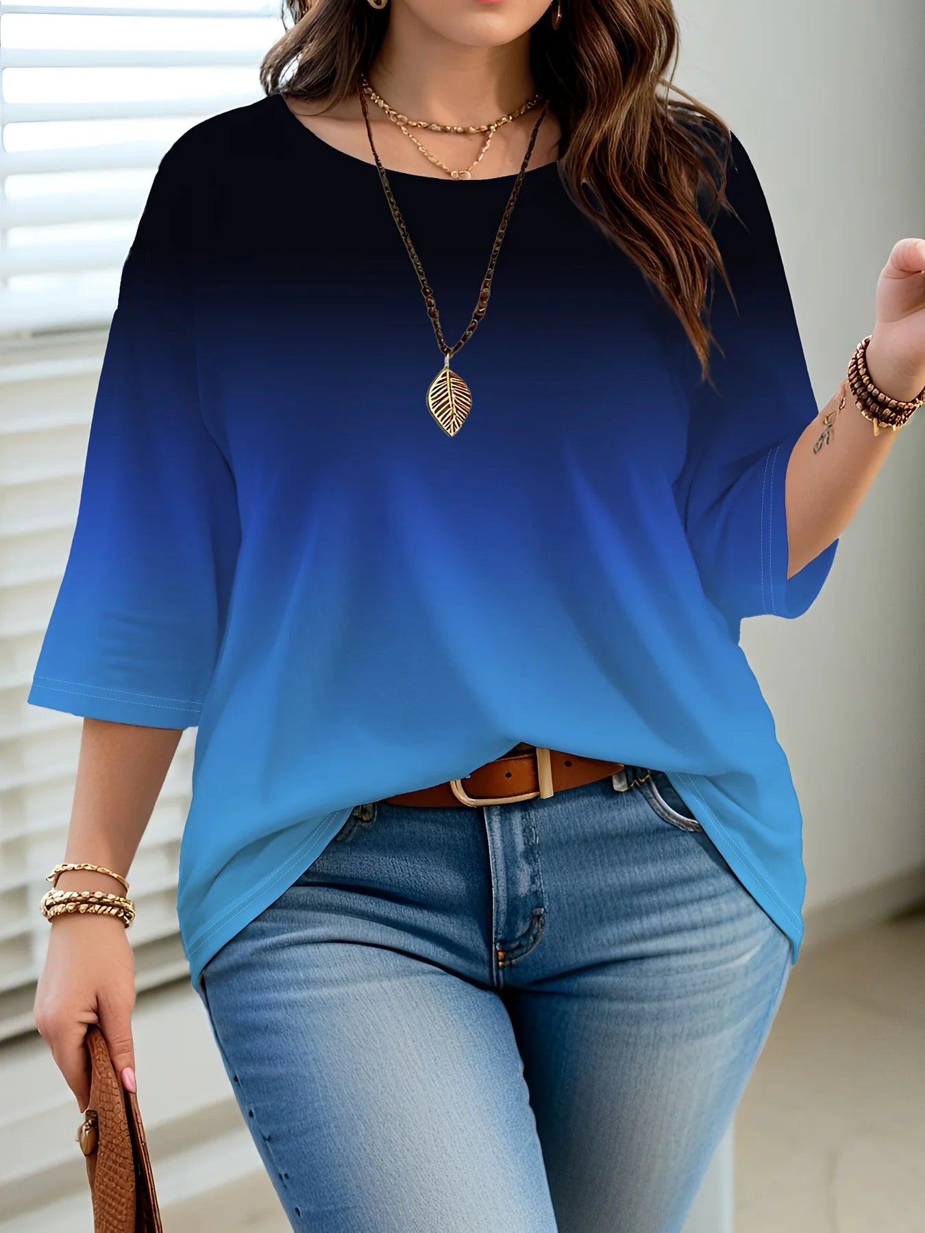 Plus Size Women's Gradient Color T-Shirt - Loose, Elegant, Casual,