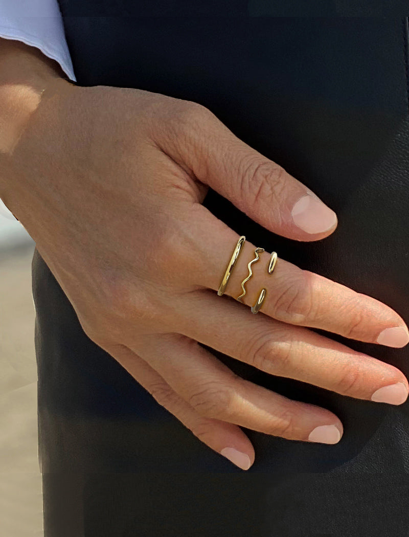 RAMEN NOODLE Thin Wavy Stacking Ring