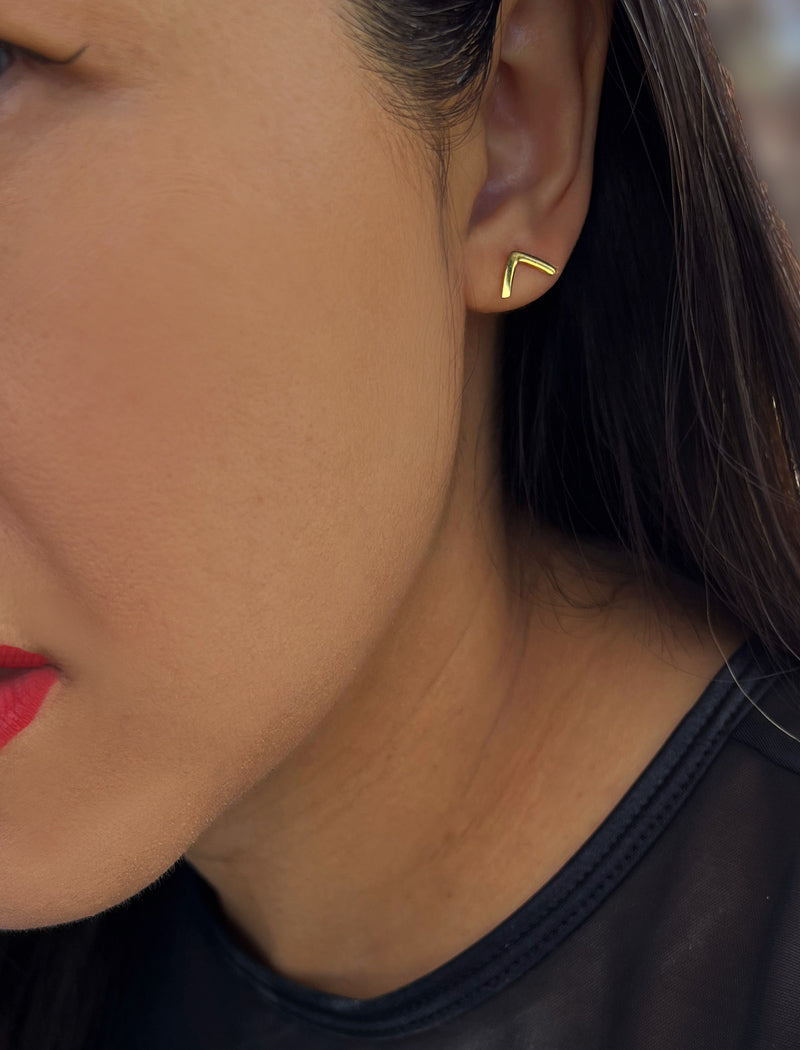 TRILL 2-Way Wishbone Stud Earrings | 18K Gold & Sterling Silver