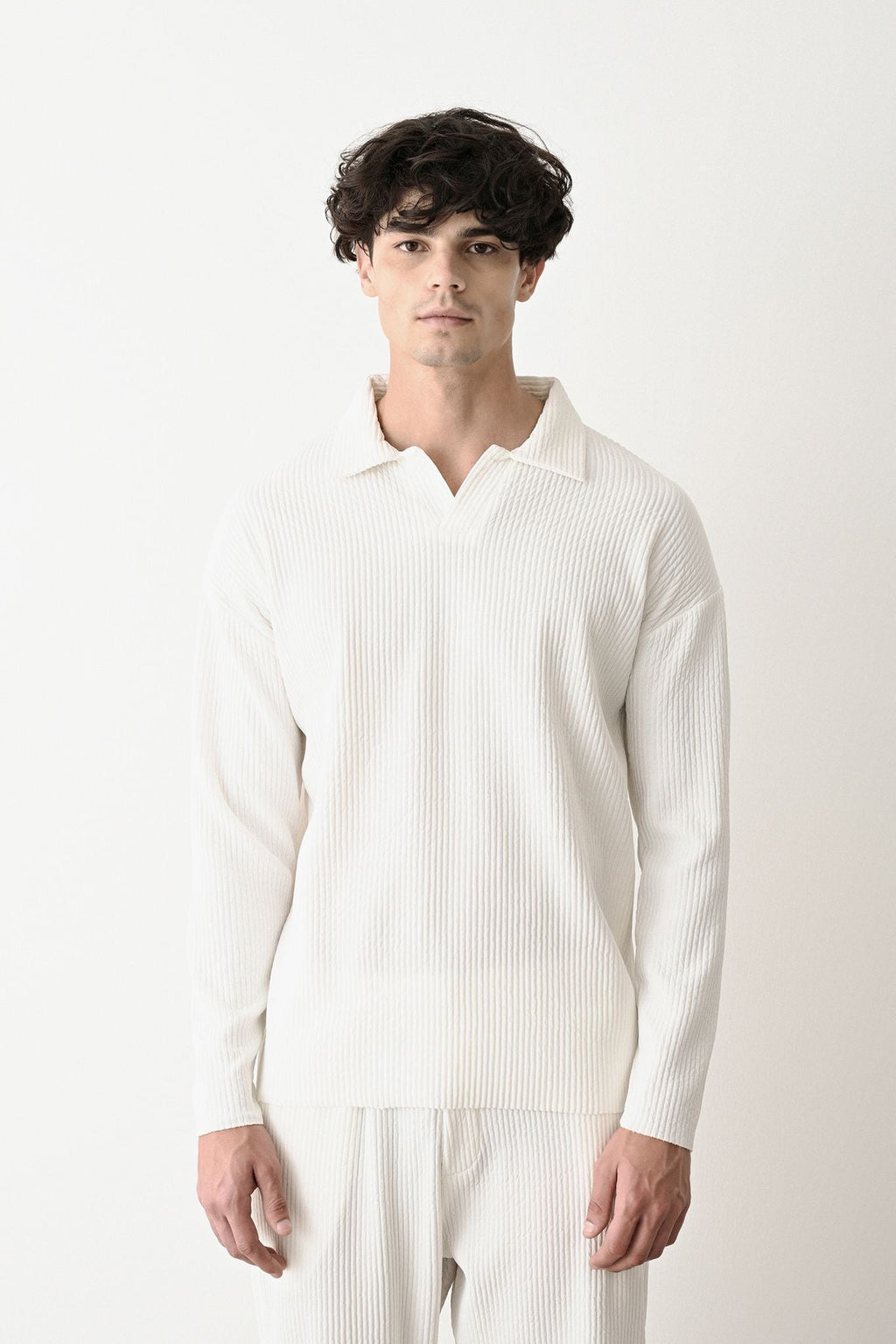 Collared Oversized Knitwear