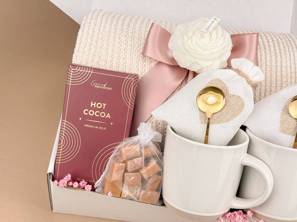 Housewarming Gift Box with Blanket and Candle – New Home Set