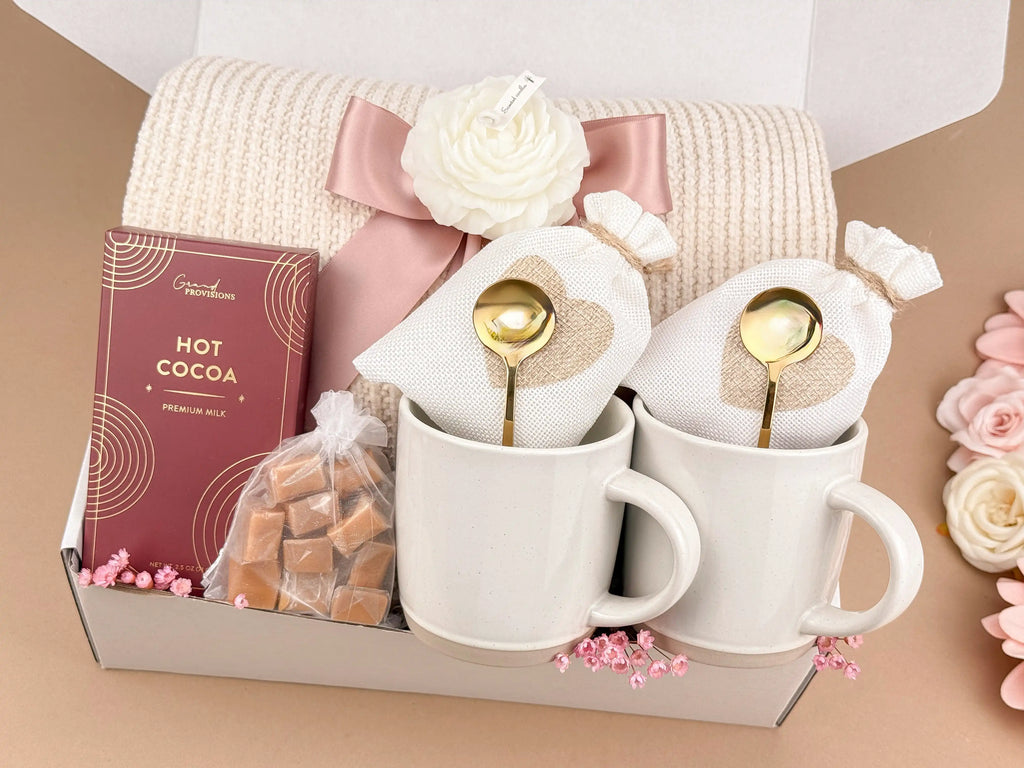 Housewarming Gift Box with Blanket and Candle – New Home Set