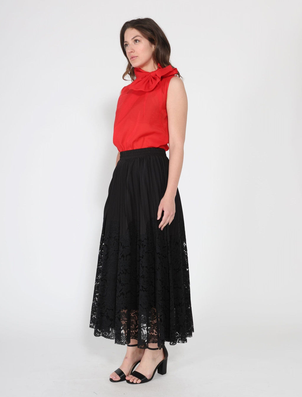 A-line pleated detail bottom lace skirt