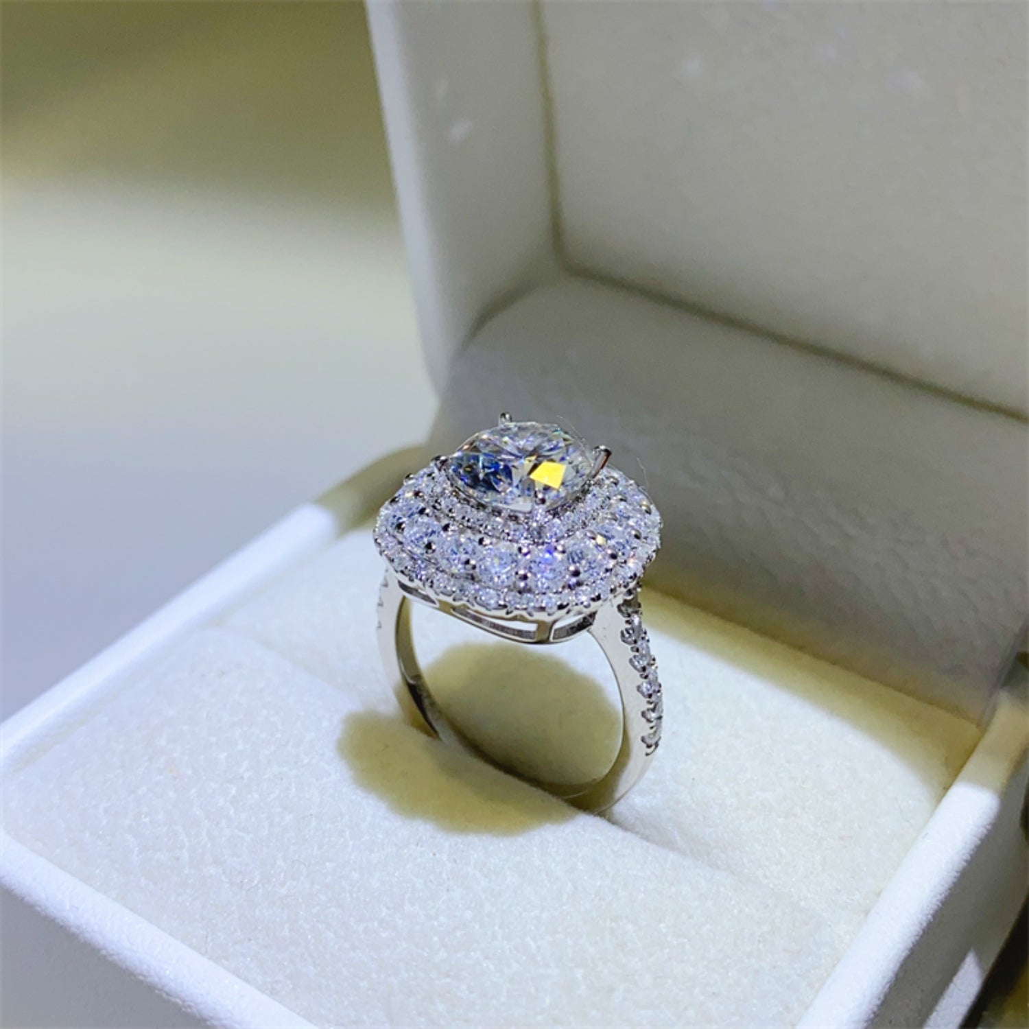 2 Carat Brilliant Round Cut Sparkala™ Pure Sterling Silver Ring