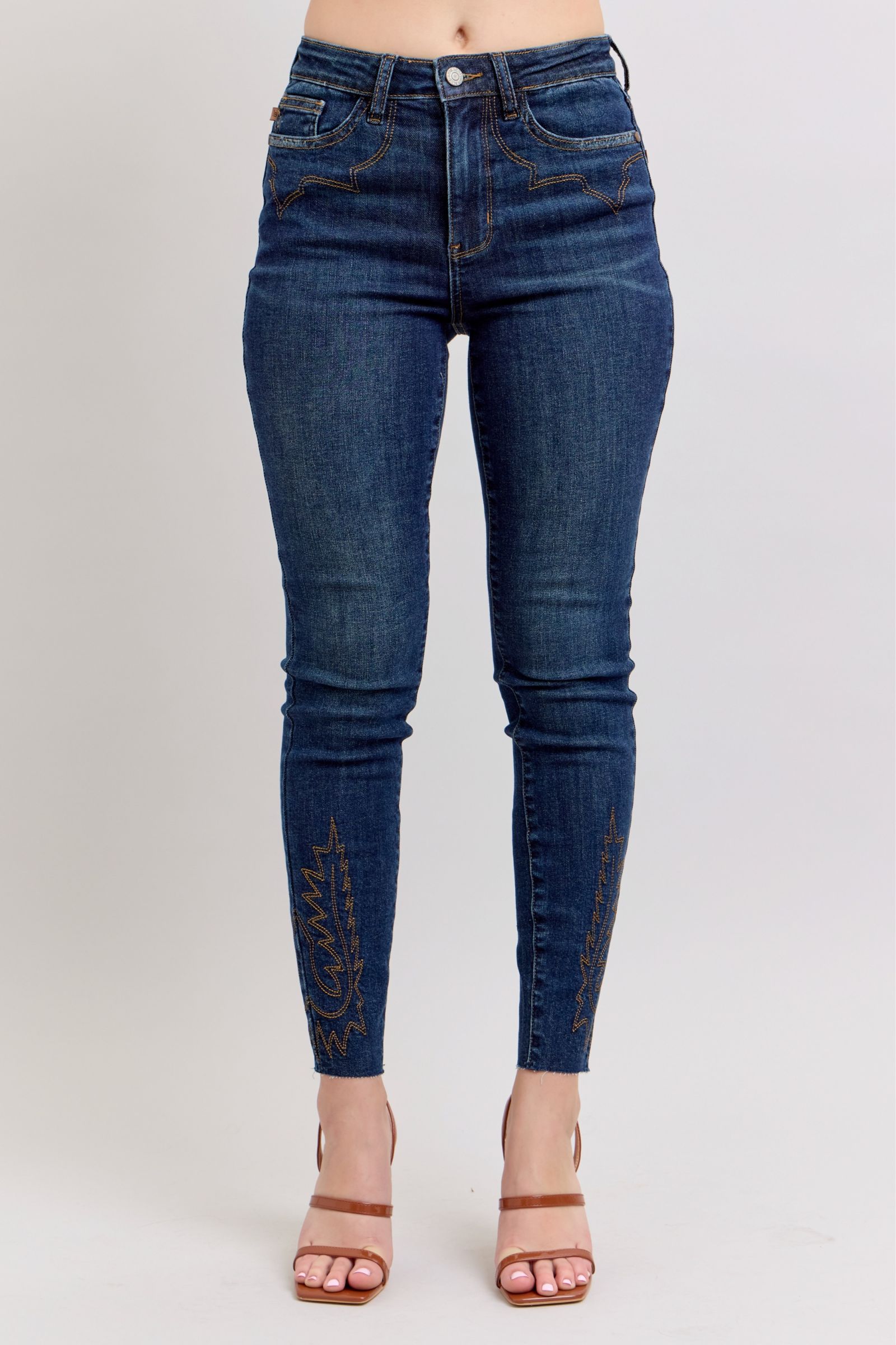 Judy Blue Embroidered High Rise Skinny Jeans — Flattering Plus Size Fit