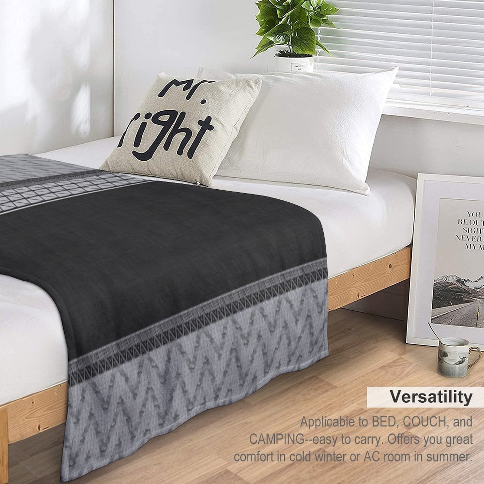 Dutch Wax Border Print in Black & White Machine-washable Throw Blanket