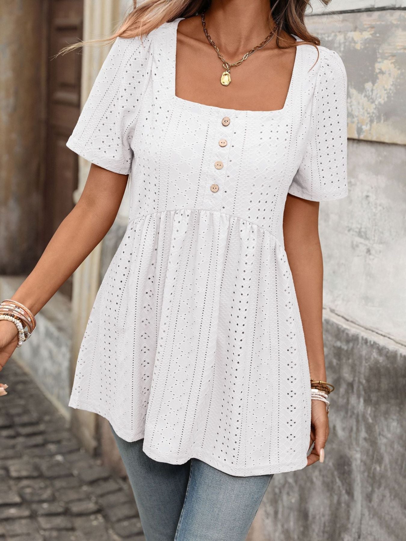 Women's Eyelet Square Neck Short Sleeve Ruched Peplum Top