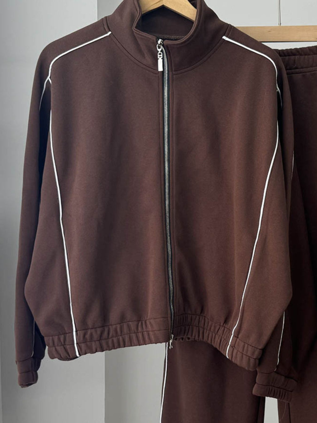 Women's Zip Up Joggers Set | Relaxed Fit Sporty Tracksuit