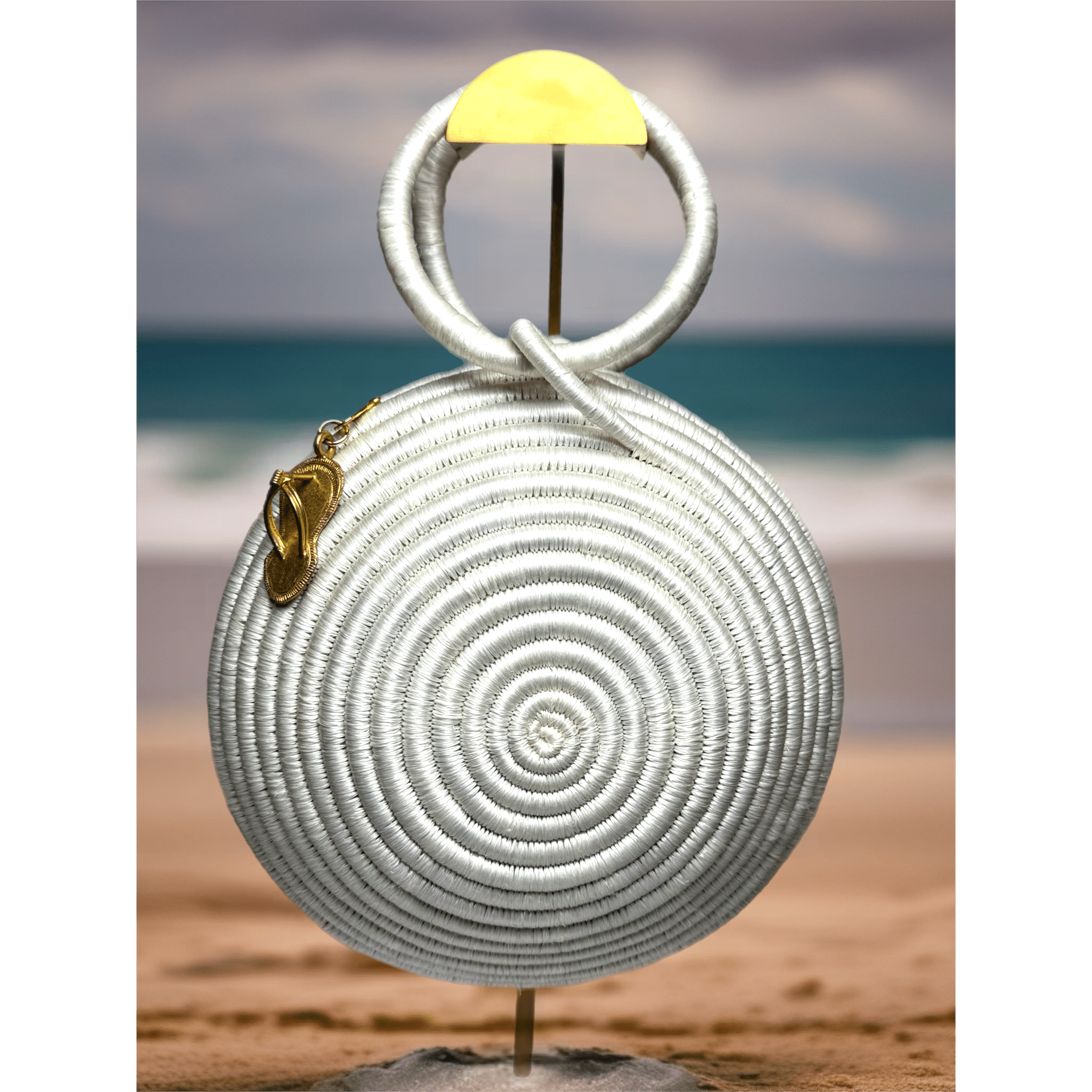 Agaseke Luxe Woven Clamshell Bag