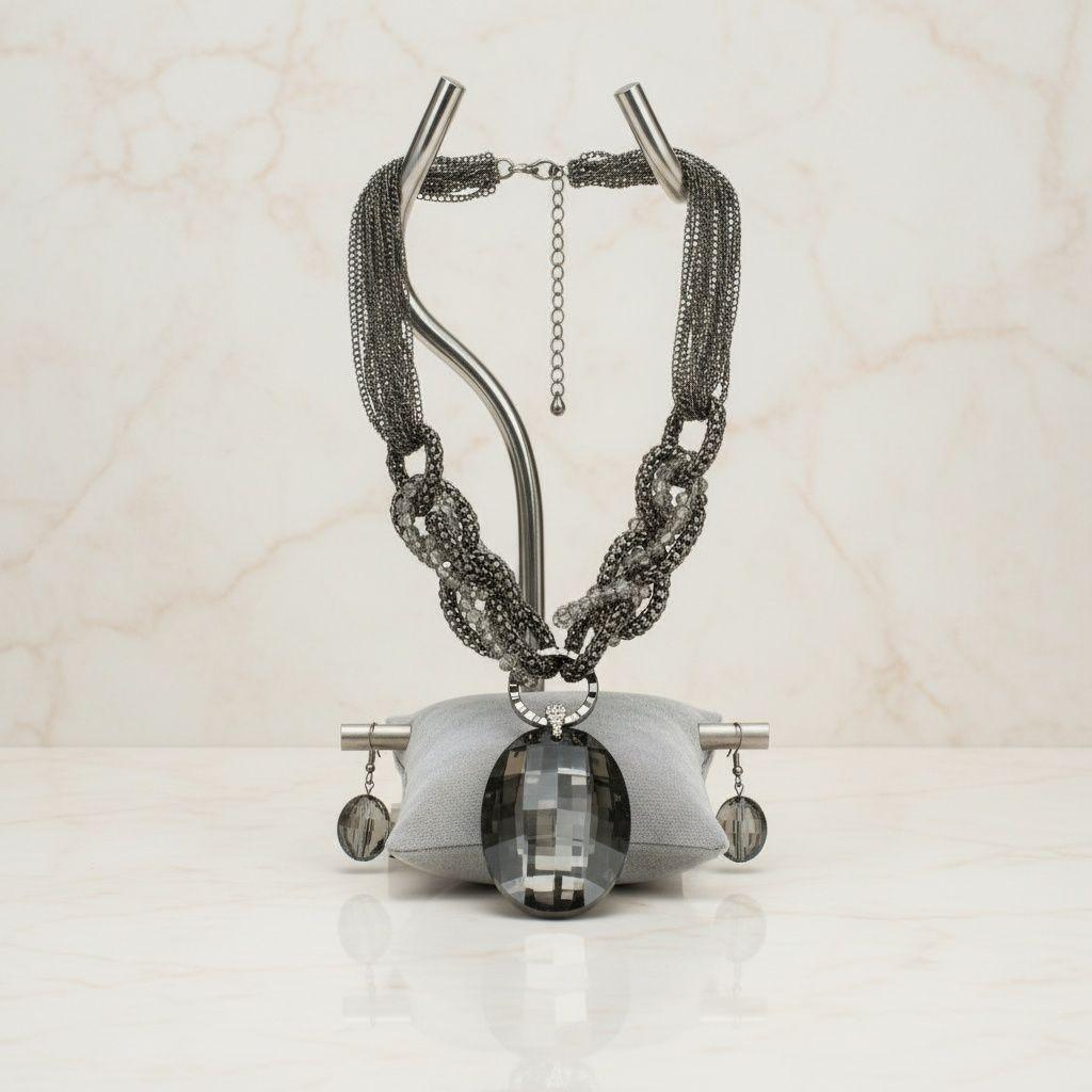 Pendant Black Oval Crystal Hematite Chain Necklace