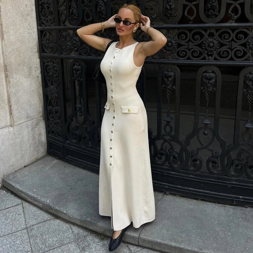 Albion Sleeveless Buttoned White Maxi Dress