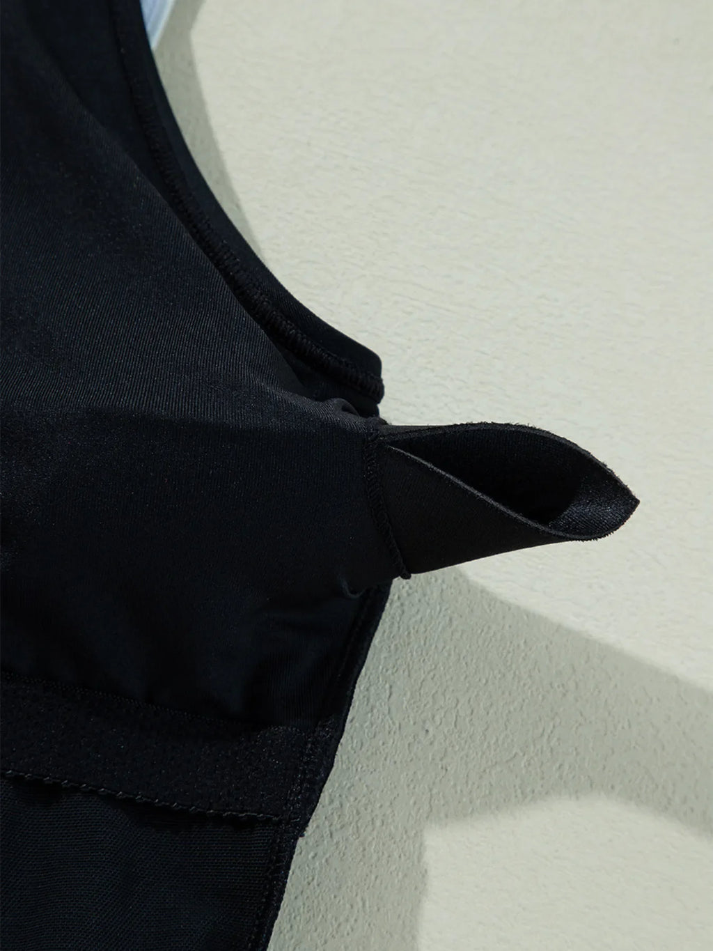 Ruffle Trim V Neck One Piece Swimsuit