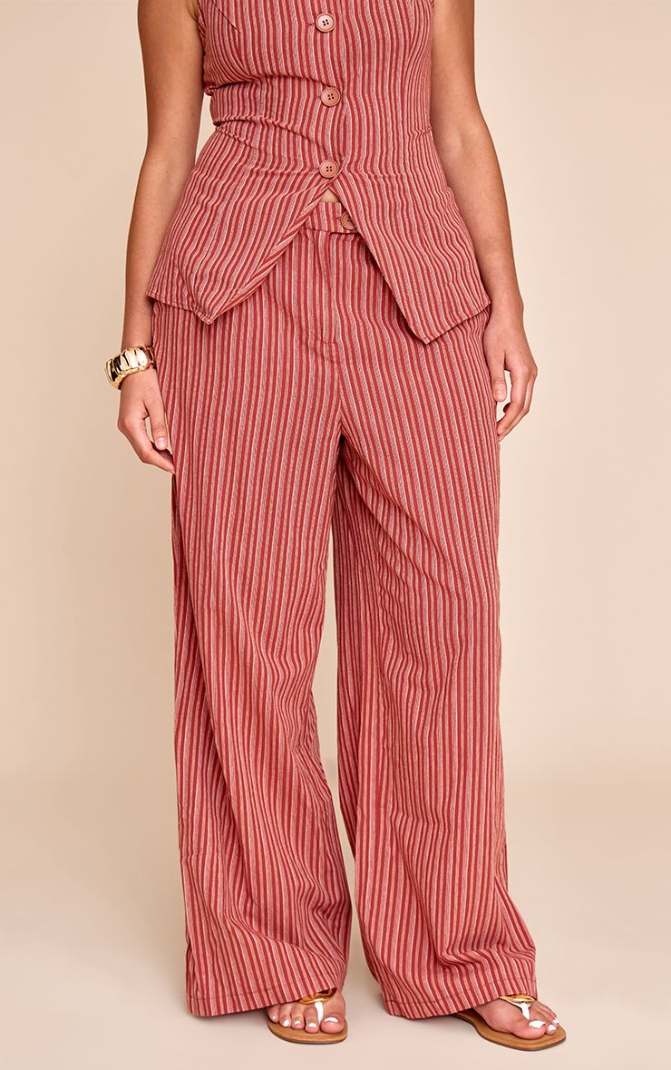 https://mediahub.prettylittlething.com/cnm6530_red_xl_1