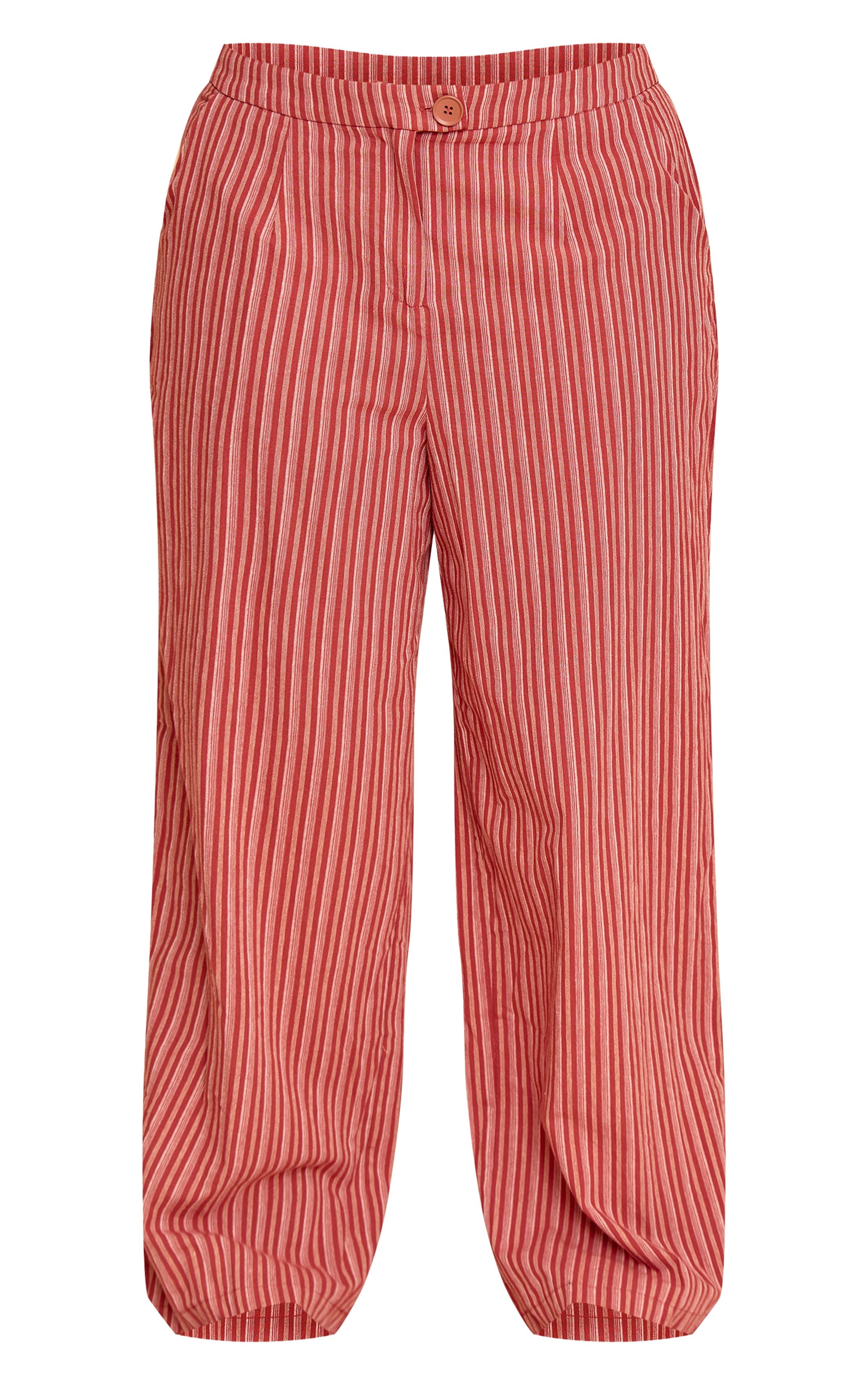https://mediahub.prettylittlething.com/cnm6530_red_xl_4