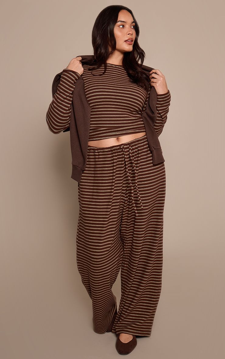 https://mediahub.prettylittlething.com/cnp1845_chocolate_xl