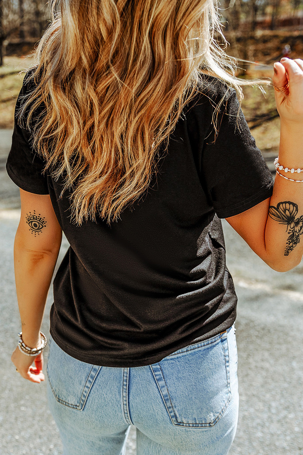 Black Rhinestone XOXO Heart Graphic Crewneck Women's T-Shirt