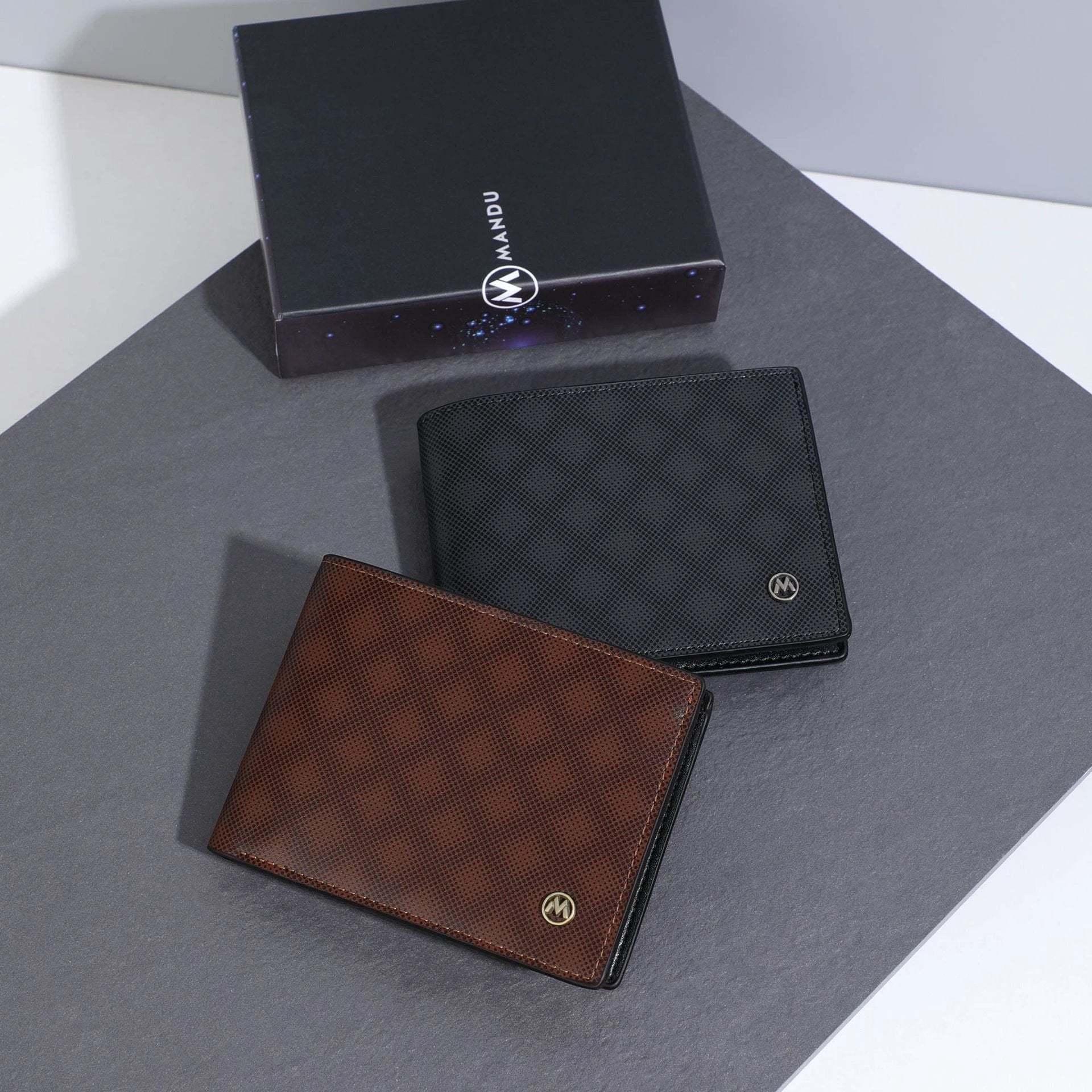 Compact Anti-theft Swiping Multifunctional Zipper Wallet For Men