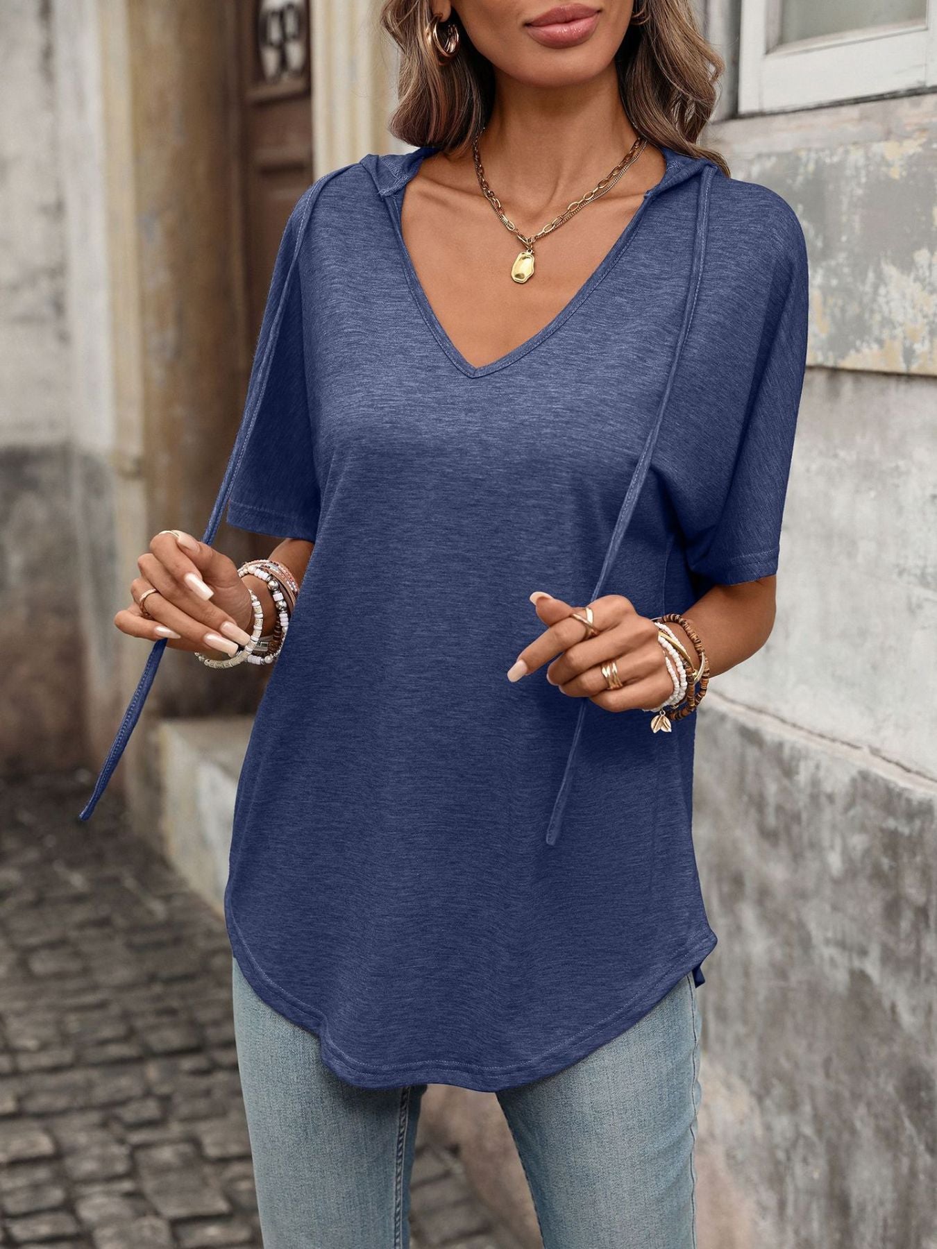 Women's Casual Short Sleeve V-Neck Hooded T-Shirt in Purple