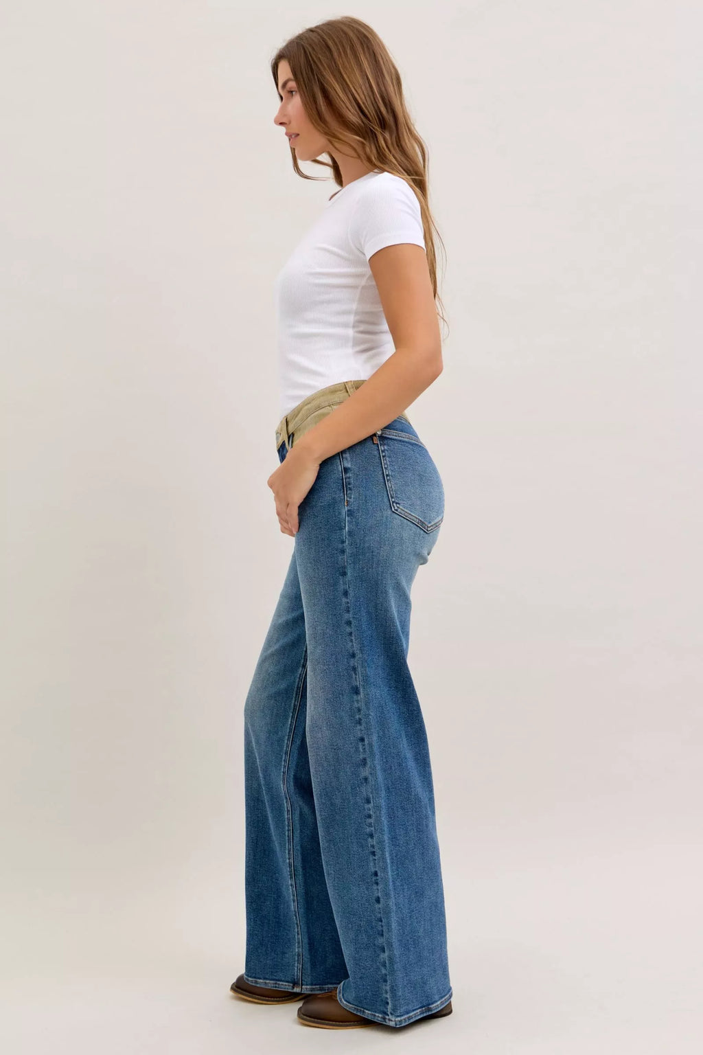 Judy Blue MR Column Straight Jeans With Corduroy Waist For Women Modern Comfortable Denim Chic