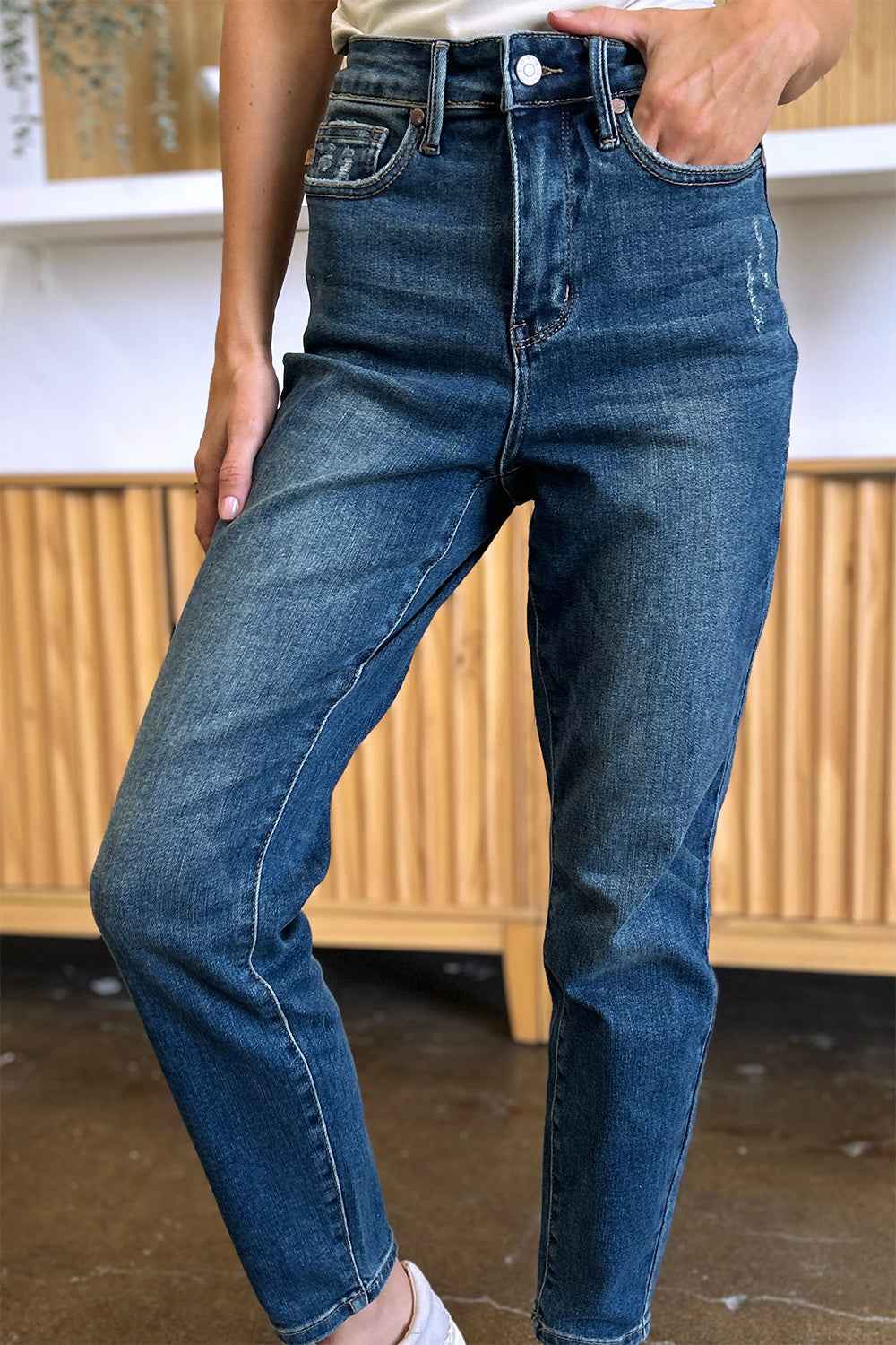 Judy Blue Tummy Control Slim Fit Jeans