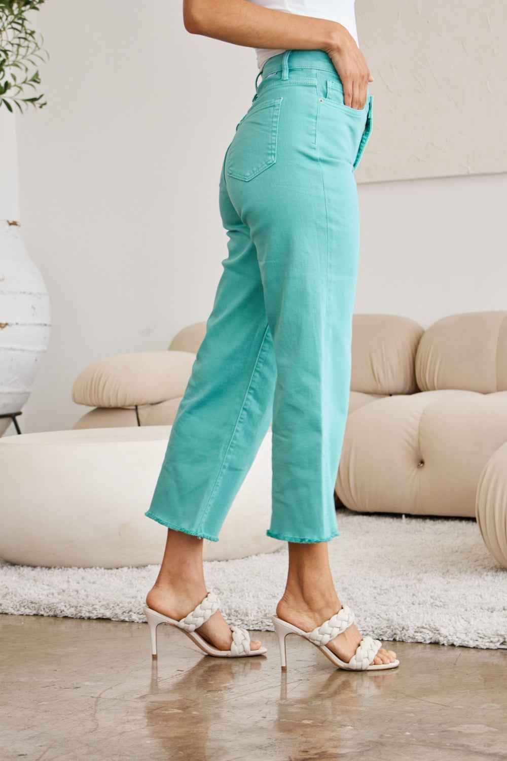 Chloe High Waist Tummy Control Jeans - Raw Hem