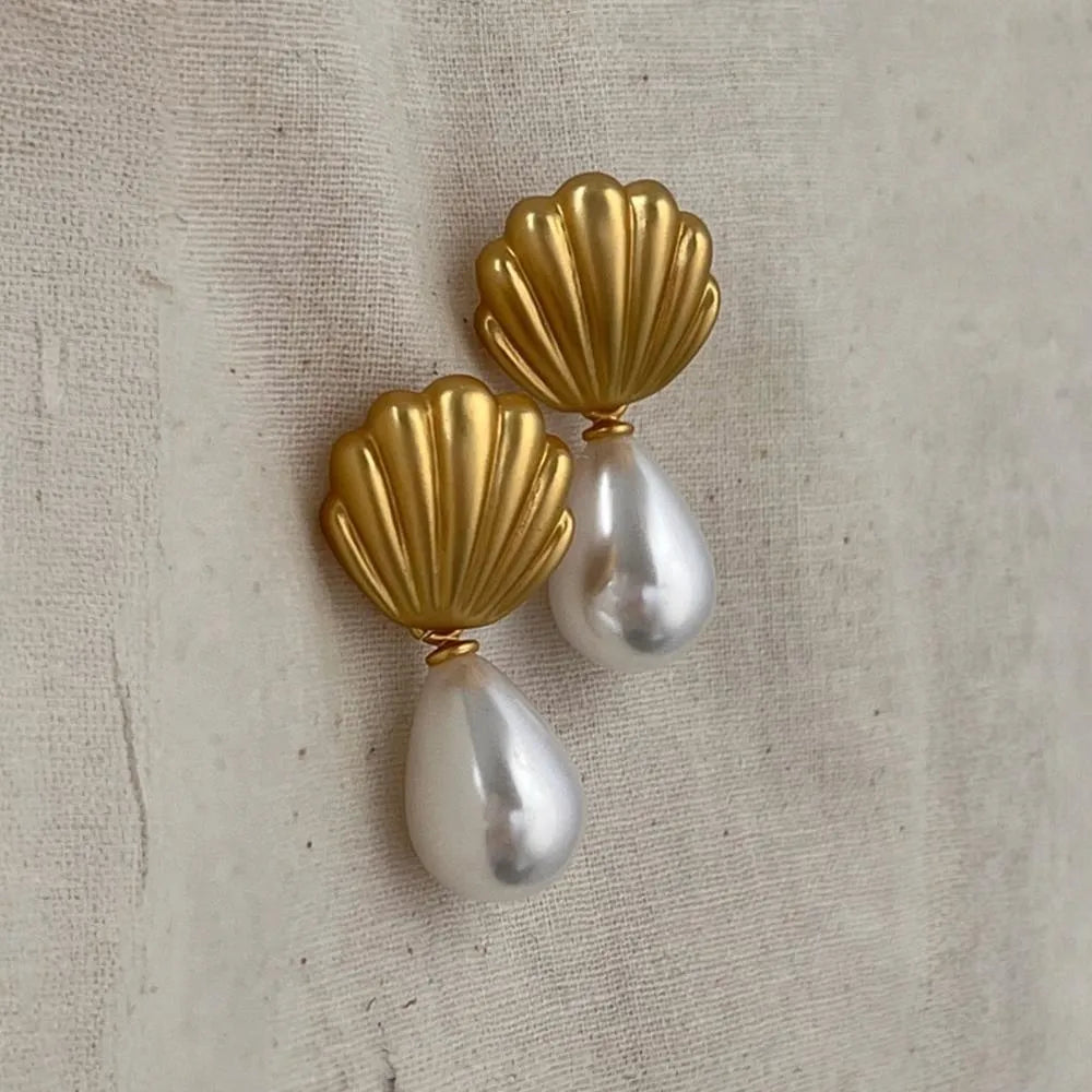 Frosted Shell Pearl Dangle Earrings