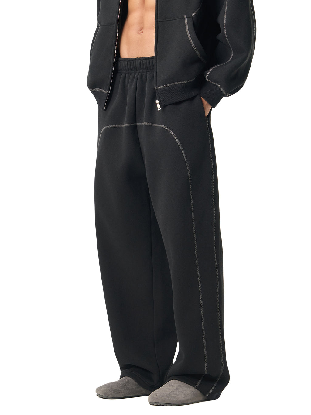 Luxury Tech Contrast-Stitched Fleece Sweatpants