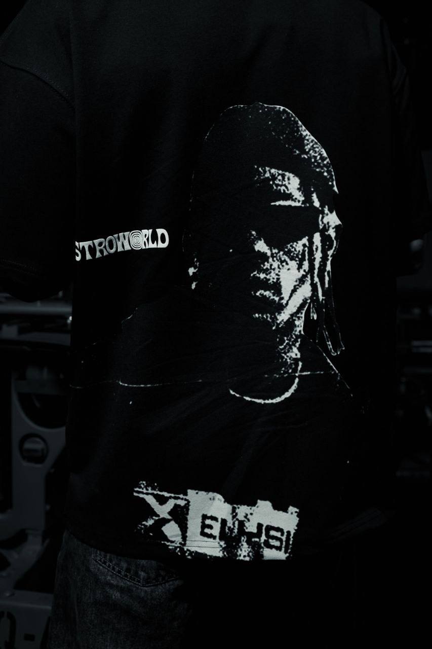 Men's Oversize Graphic T-Shirt - Streetwear Portrait Tee