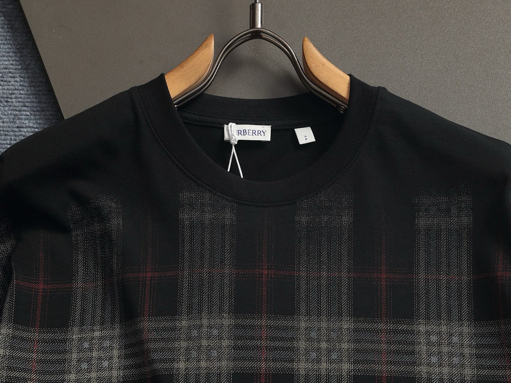 Burberry T-Shirt