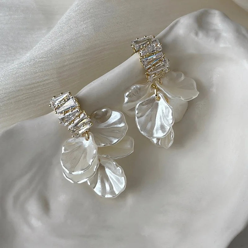 Shimmering Duo Shell Earrings
