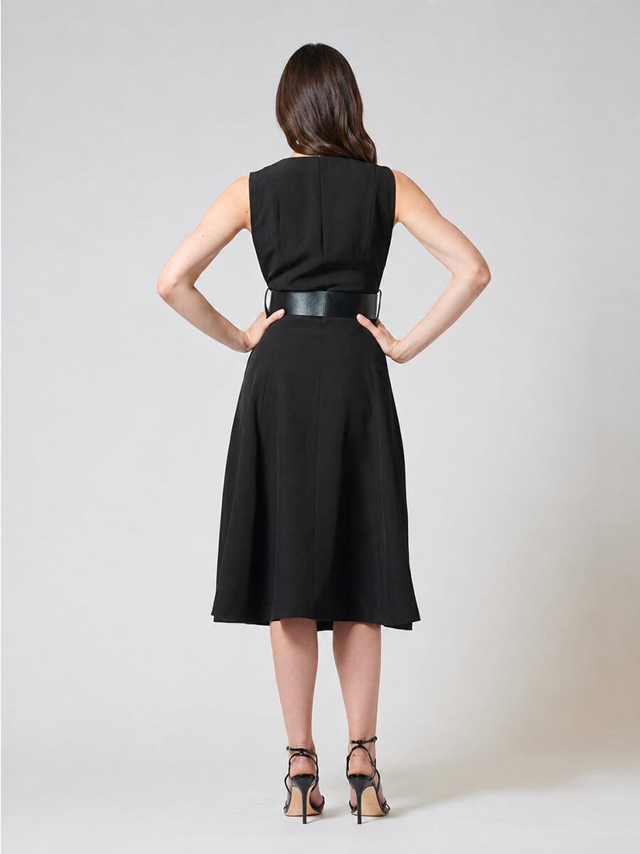 Sleeveless Notched-Lapel Collar Belted Long Jacket