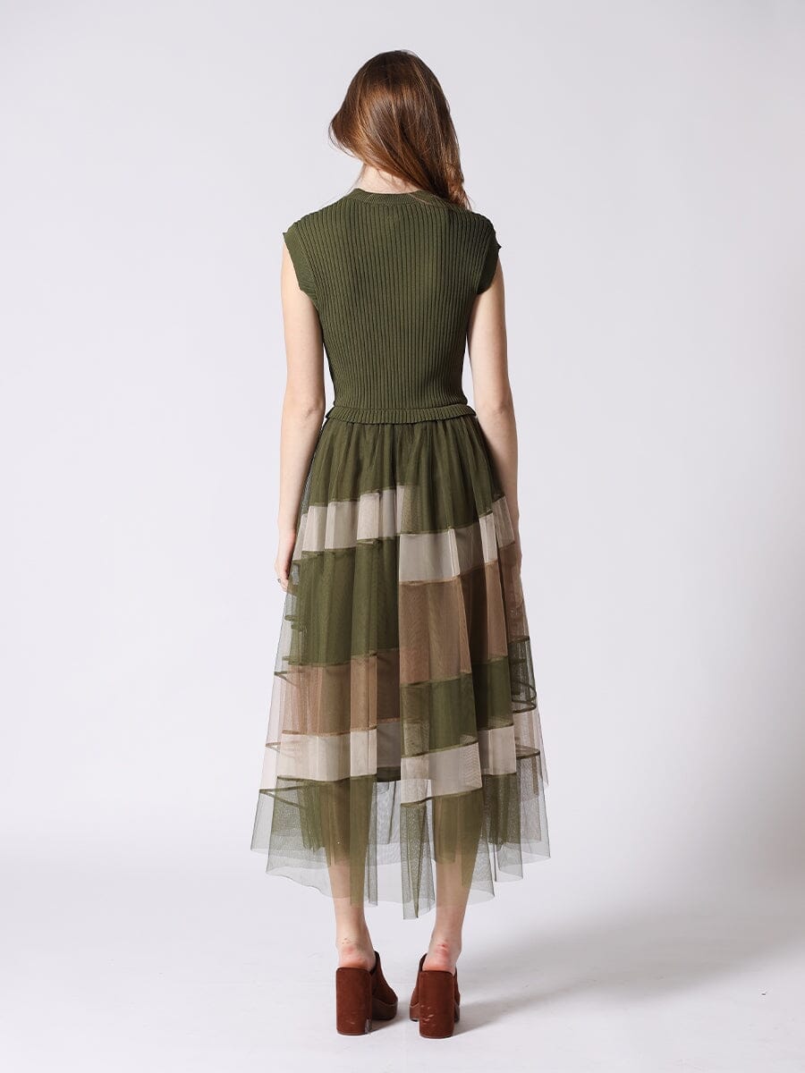 Sleevless A-Line Long Dress w/ Pleated Tulle Skirt