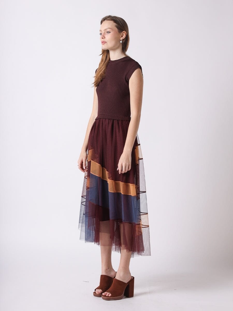 Sleevless A-Line Long Dress w/ Pleated Tulle Skirt
